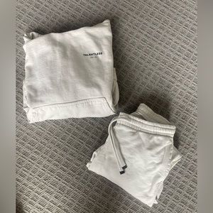 Like new cream Talentless set